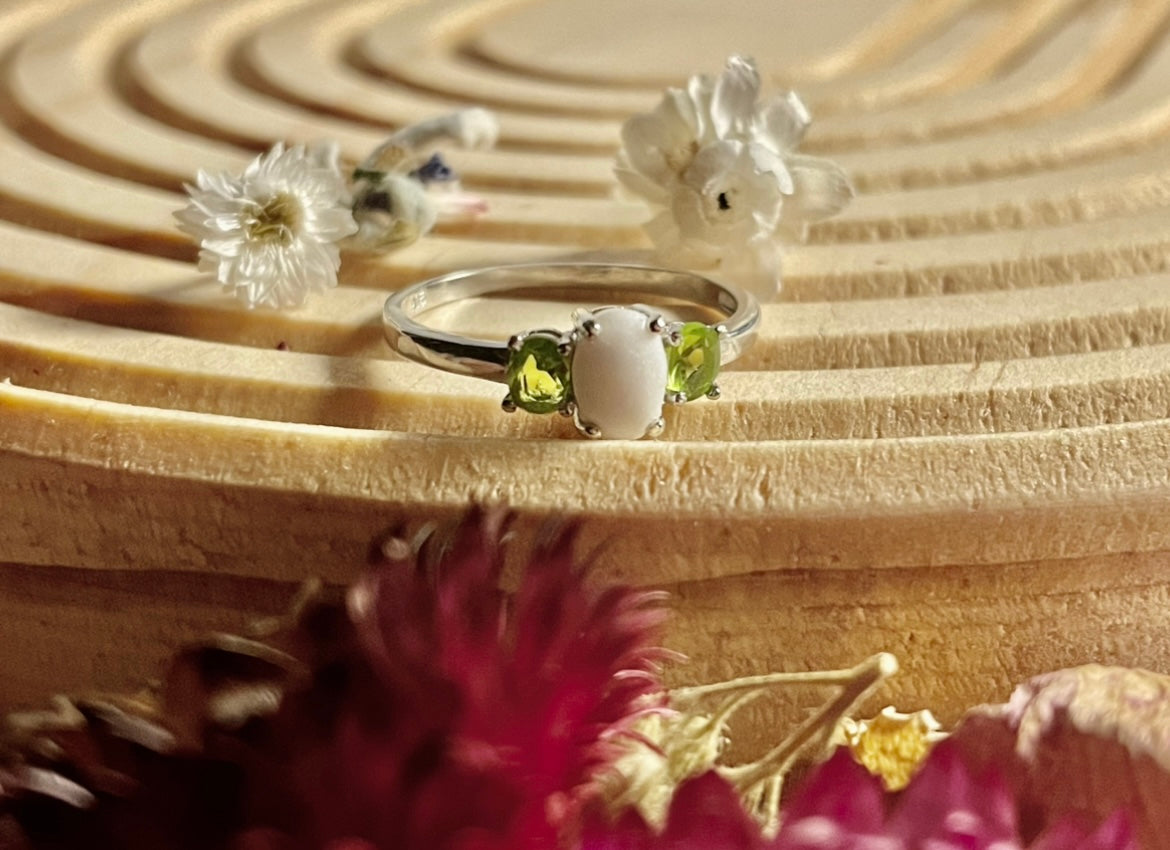 Milk Memories Cluster Ring
